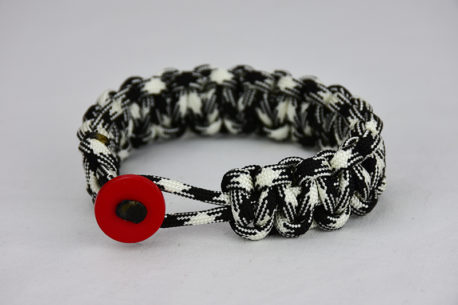 black and white camouflage paracord bracelet unity band with red button front, picture of black and white camouflage paracord bracelet unity band with red button in the front on a white background