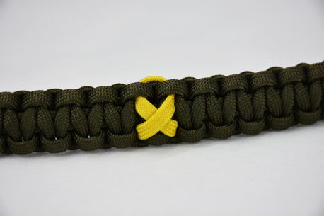 od green military support paracord bracelet unity band, picture of a od green military support paracord bracelet with a yellow ribbon in the center