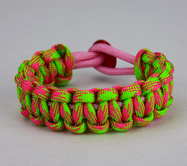 Soft Pink, Pink, and Neon Green Camouflage Paracord Bracelet | Multi ...